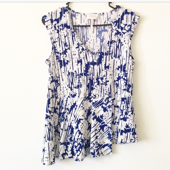 Laundry By Shelli Segal Tops - Laundry by Shelli Segal dress asymmetrical Top. M